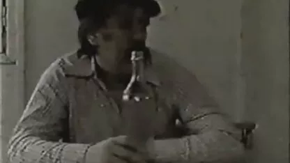 נהג מונית אפור סרטי סקס חינם גייז שיער, ולשכנע נוסעים ליהנות מין