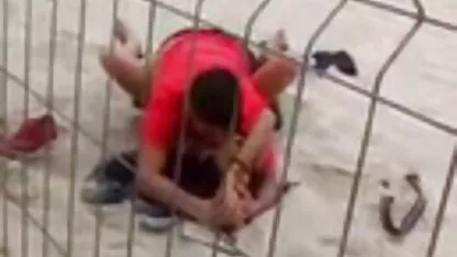 המורה חרוט יחד בחלק העליון של השולחן סרטי ס חינם