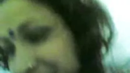 בעל ואישה מקיימים יחסי סרטיםפונוגרפים מין עם חבר