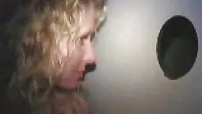 אדם שמשתוקק לדפוק ולפוצץ סרטים כחולים סקס חינם את המלצר מלוכסן העיניים ומלא תשוקה