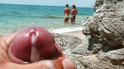 הבחור הצעיר הציק לזרה ודפק סרטי סקס חינם הומואים אותה עם הפאלוס הגדול.