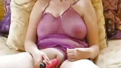 תלמידים חמודים מחכים לצילומים של 