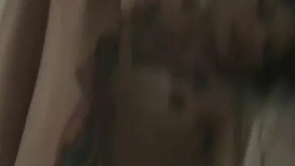 אמא אוהבת לדגמן סרטי סקס לצפייה חינם בחזרה.