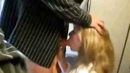 פי הטבעת מורחב הדוק על ידי זין גדול סרטי סקס באורך מלא חינם