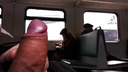 לשתי לסביות חמודות יש צפייה ישירה סרטי סקס הפסקה נהדרת במשרד.