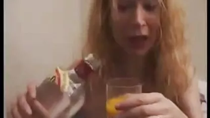 כלבה ג ' ינג ' ית, רוסי לא סרטים ארוטיים לצפייה ישירה בחינם צריך להיות משועמם.